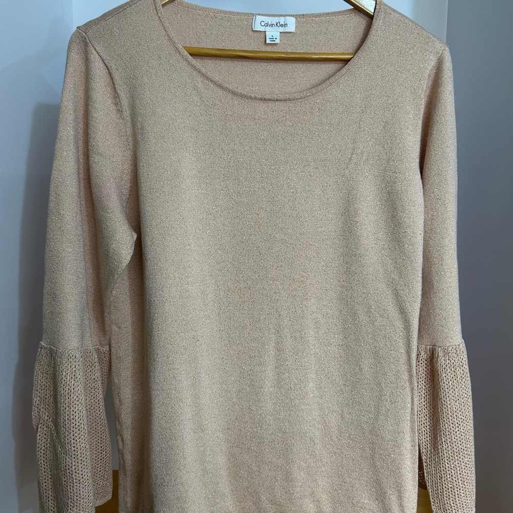 Calvin Klein Women’s Pink Lightweight Sweater w/‎ gold flecks